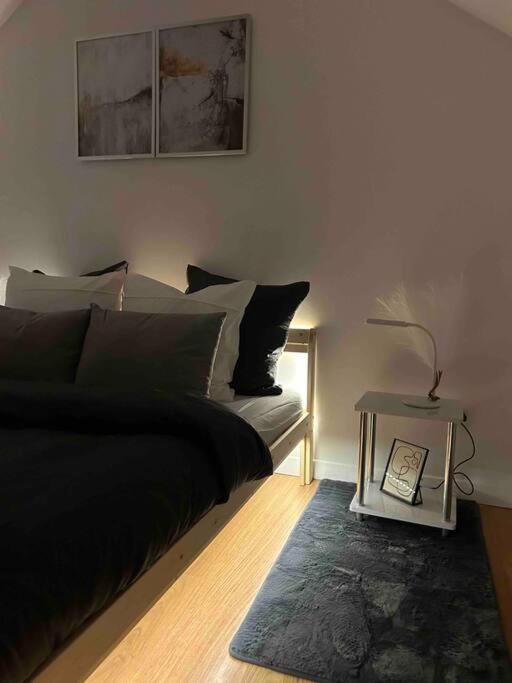 Apartmán Duplex Minimaliste - 30 Min De Paris Saint-Ouen-l'Aumone Exteriér fotografie
